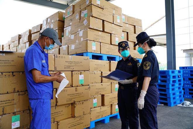 逆勢突破10萬噸！上半年成都航空口岸進出口貨物量創歷史新高